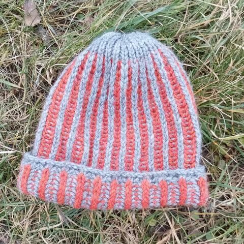 Reversible beanie grey/orange